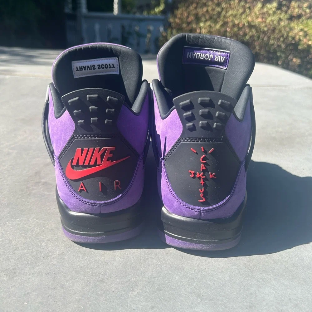 Travis Scott Purple Jordan 4 F&F